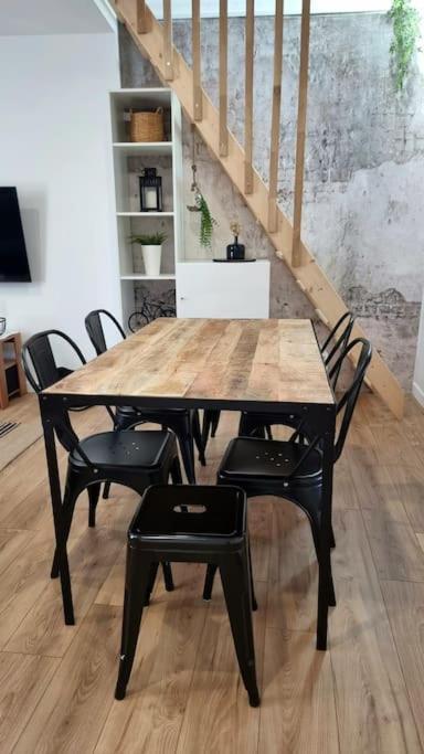 Le P'tit Indus , Duplex Apartment Lanester
